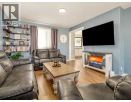 4pc Bathroom - 452 Pineridge Way, Pincher Creek, AB T0K1W0 Photo 8