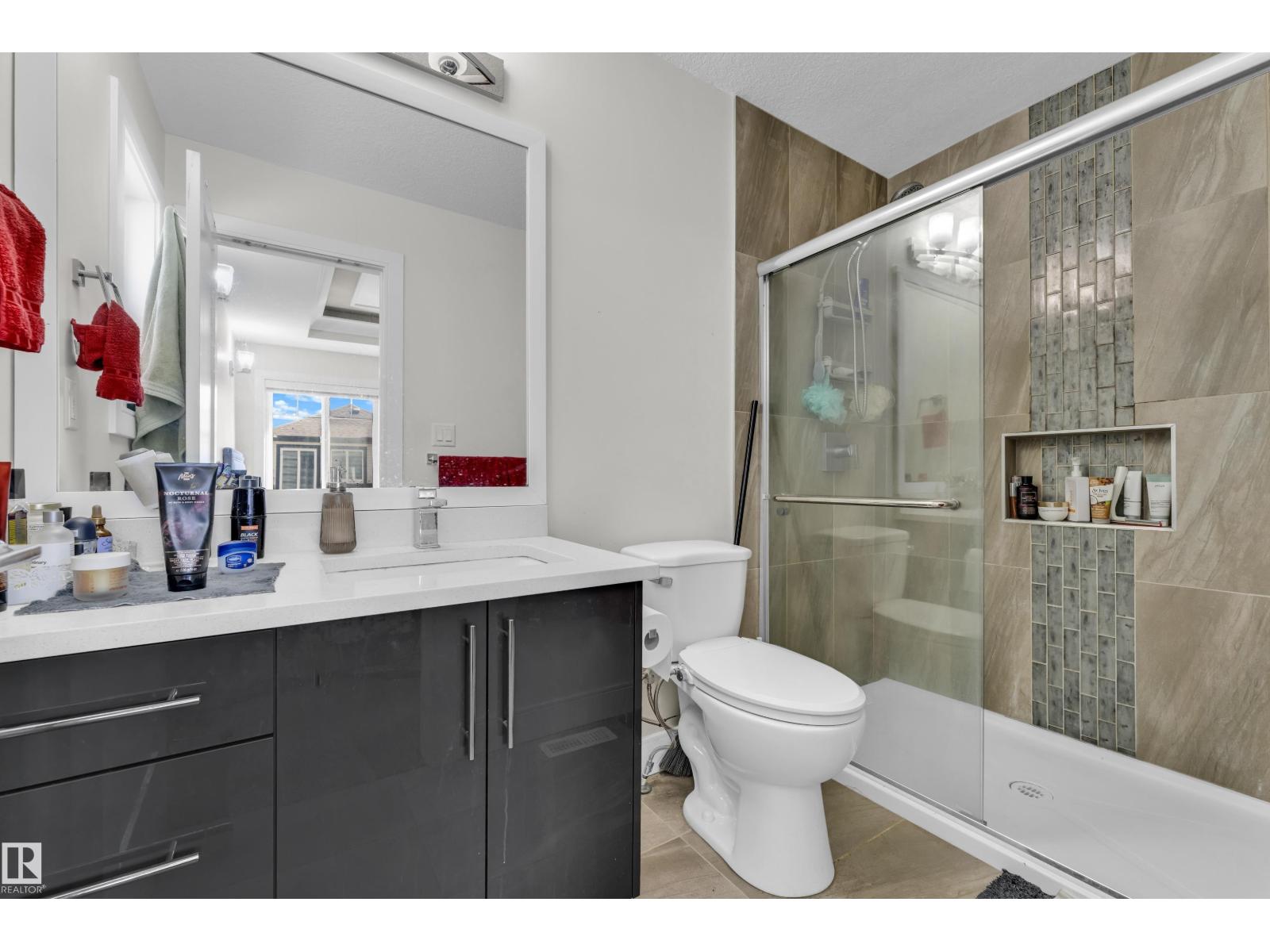 1750 25A ST NW - 19
