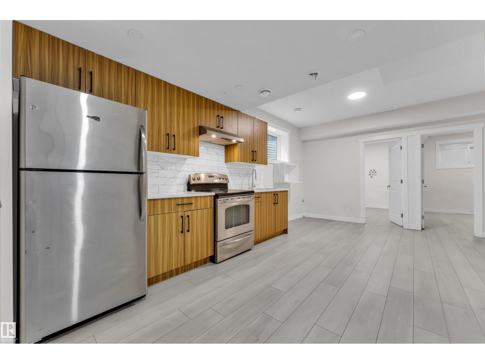 1750 25A ST NW - 26
