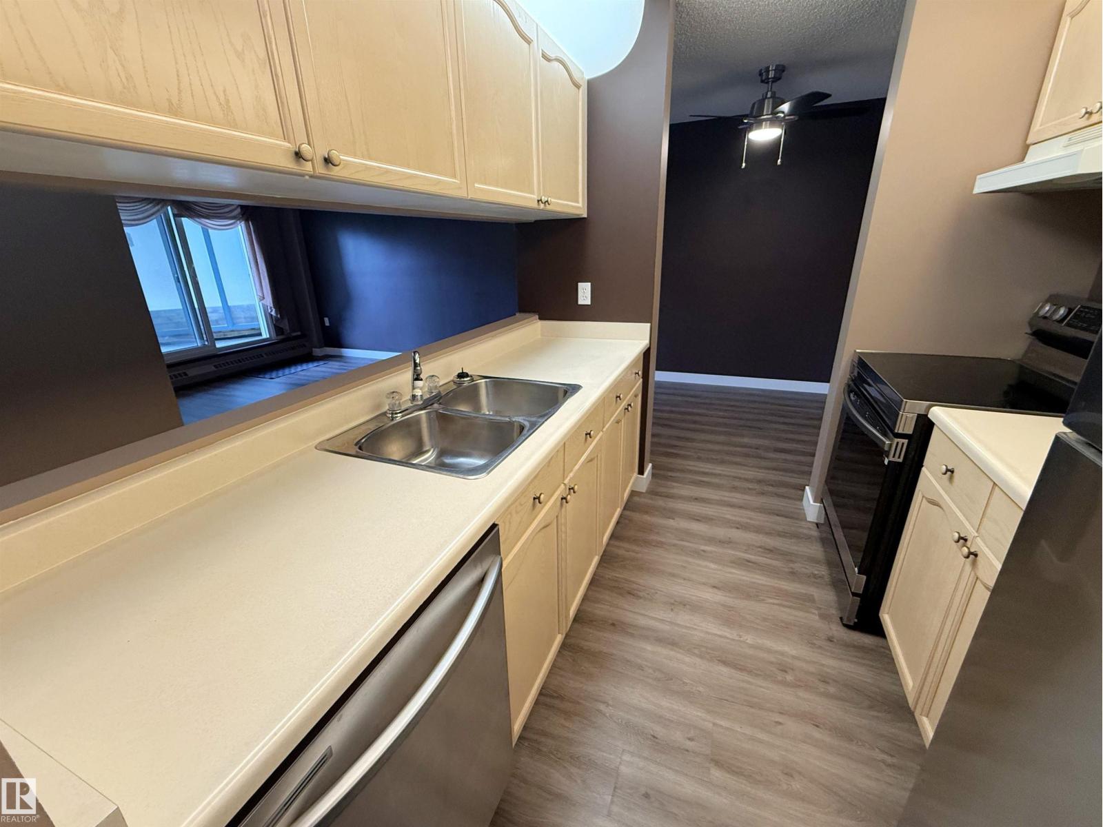 #103 9620 174 ST NW - 10