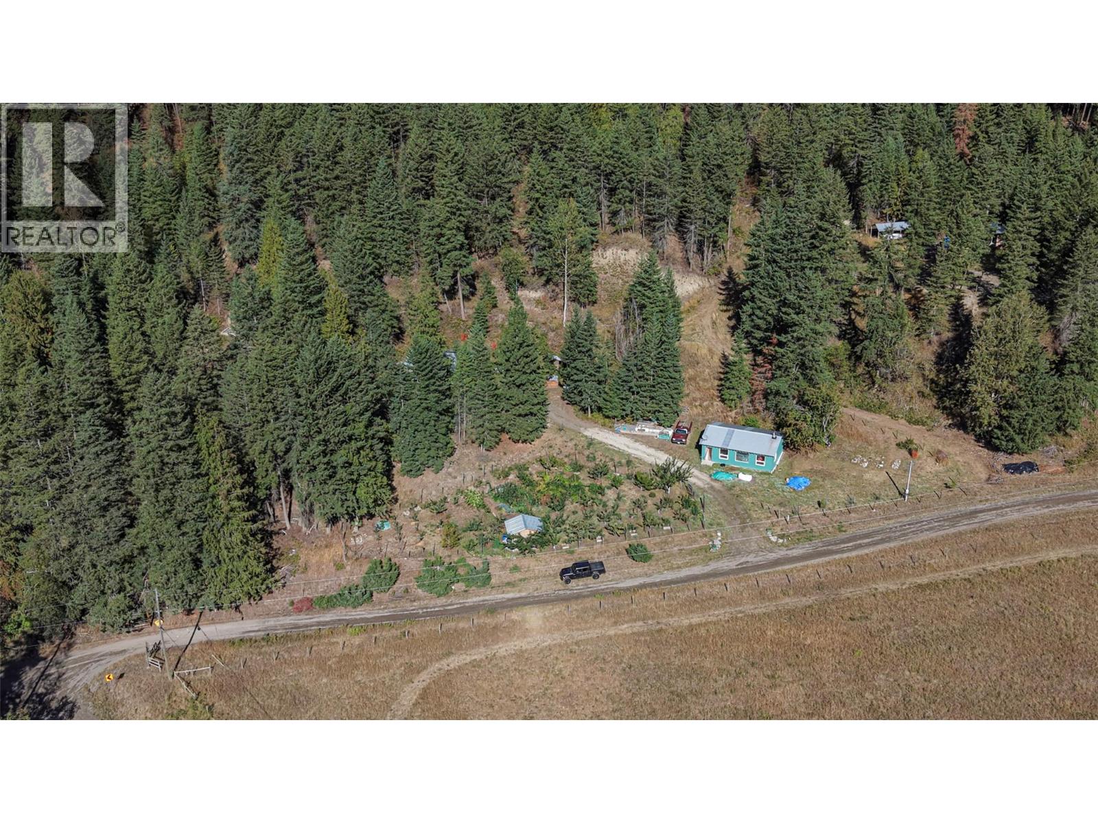  1021 Creighton Valley Road, Lumby