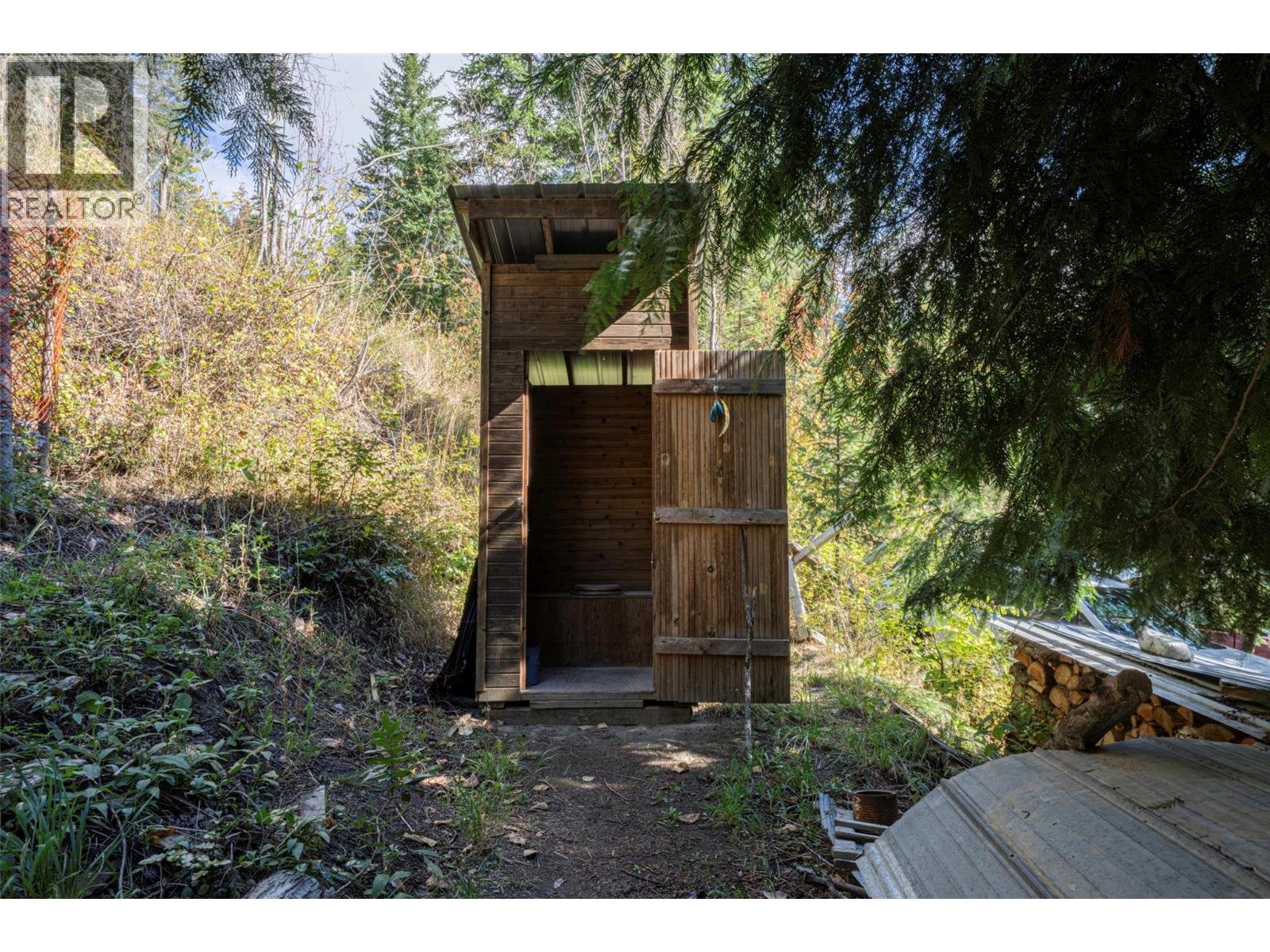  1021 Creighton Valley Road, Lumby