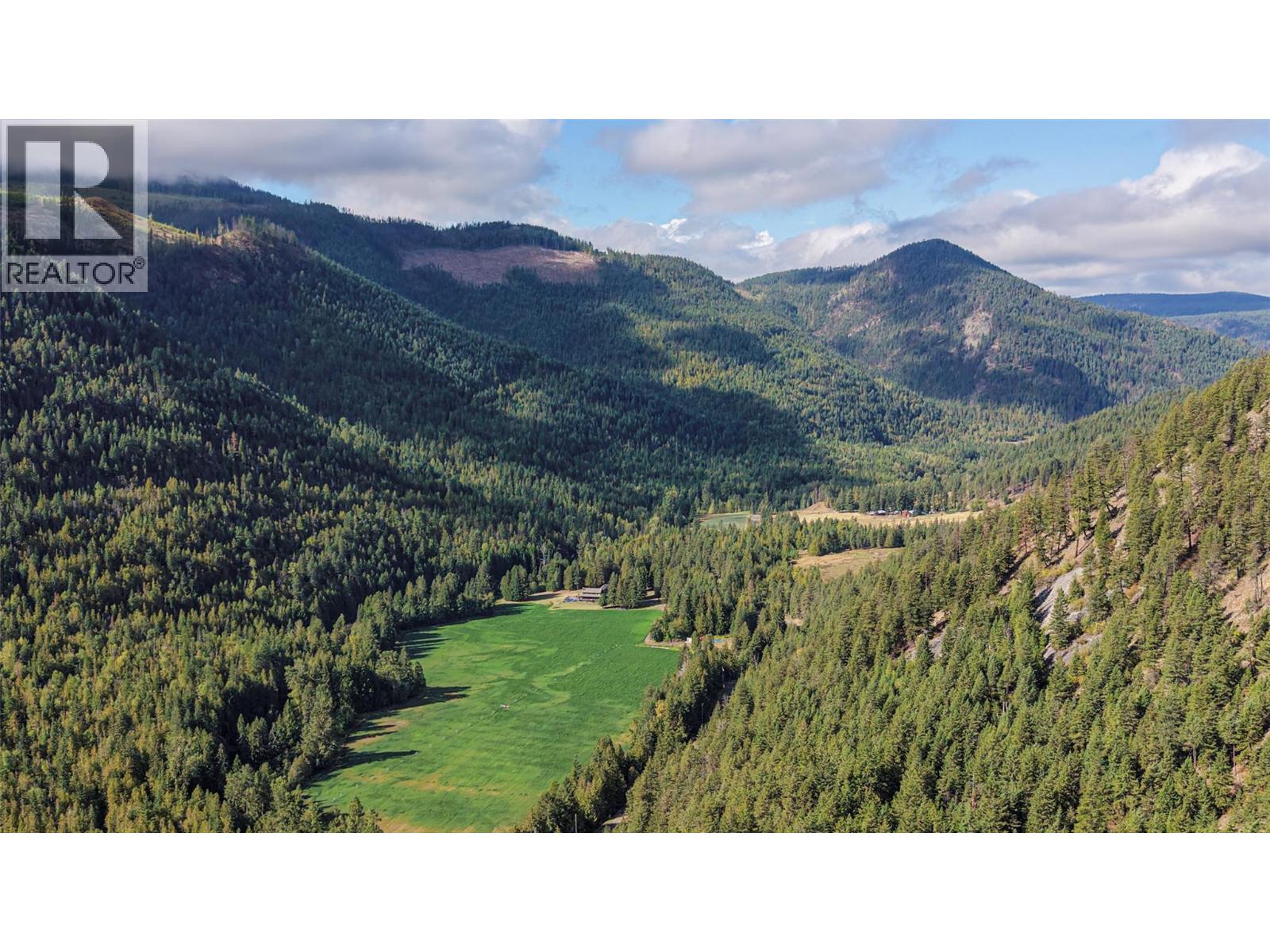  1021 Creighton Valley Road, Lumby