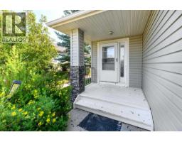 Laundry room - 192 Cove Rise, Chestermere, AB T1X1S7 Photo 6
