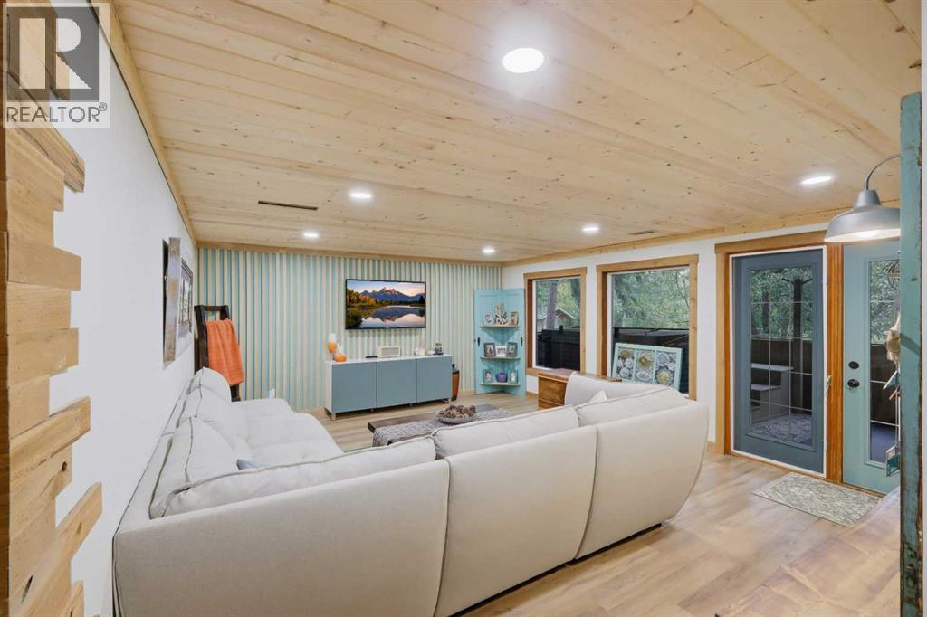 107 Spruce Crescent - Image 29