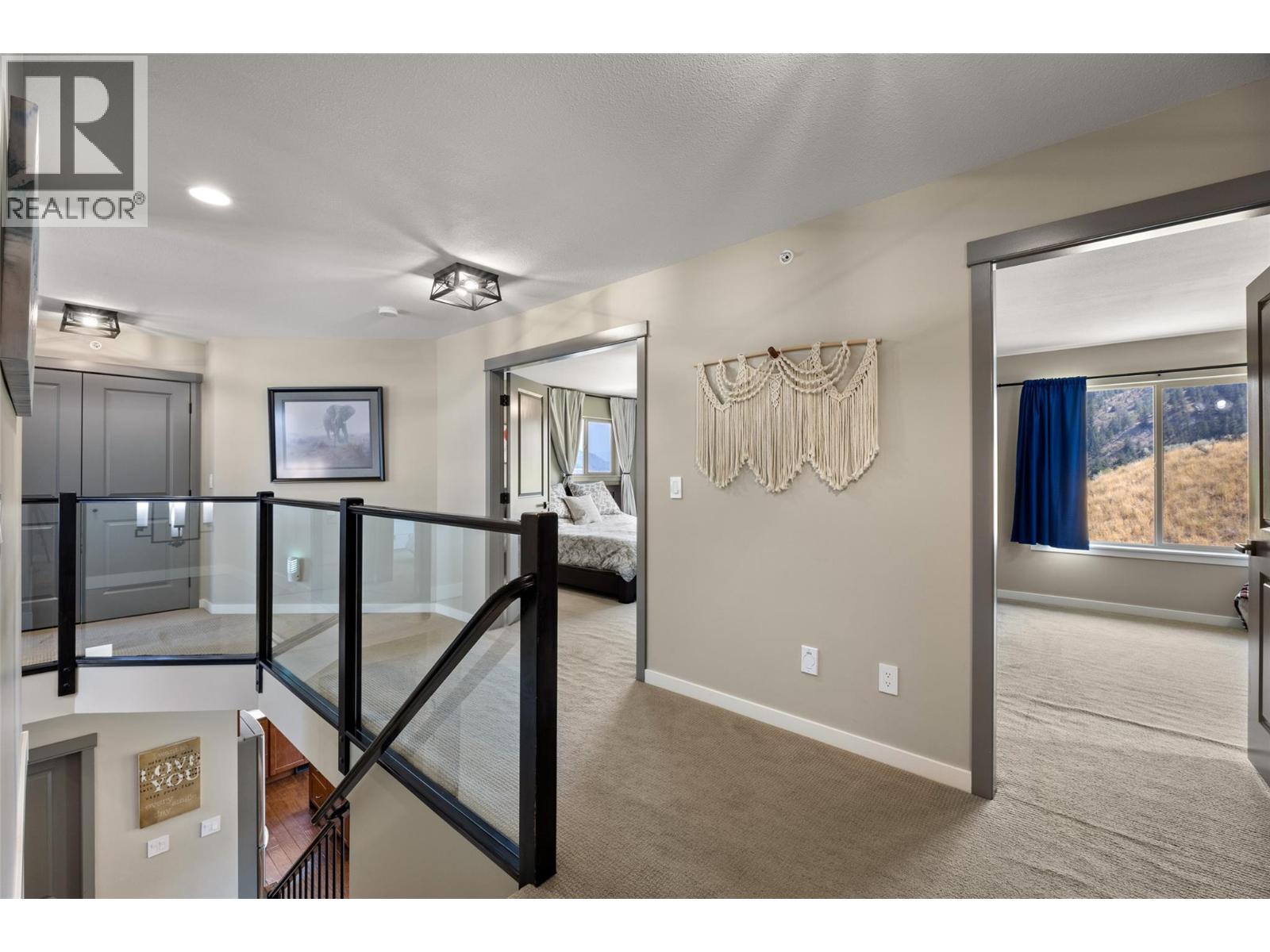 8763 BADGER Drive - 16