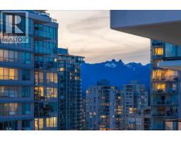 1004 135 E 13th Street, North Vancouver, BC V7L0J8 Photo 6