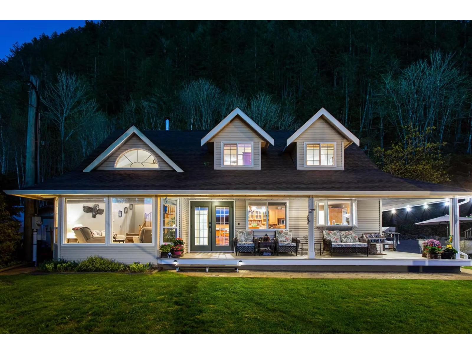 7388 ROCKWELL PLACE, Harrison Lake, Harrison Hot Springs
