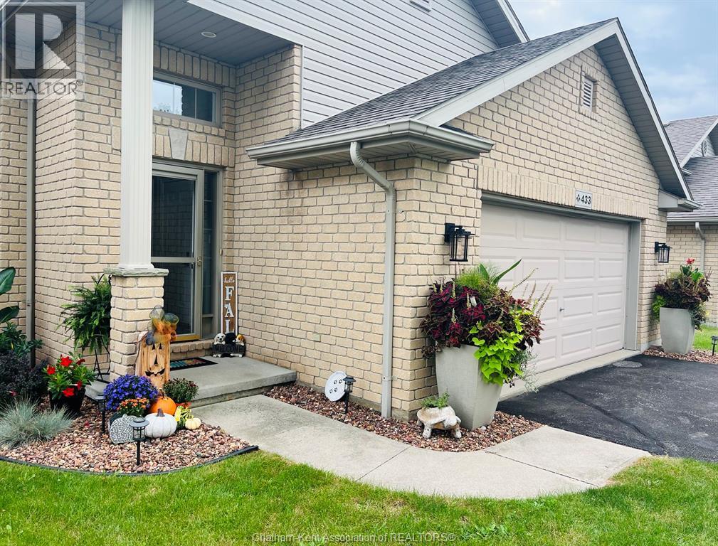 433 KEIL TRAIL North, Chatham — photo 2