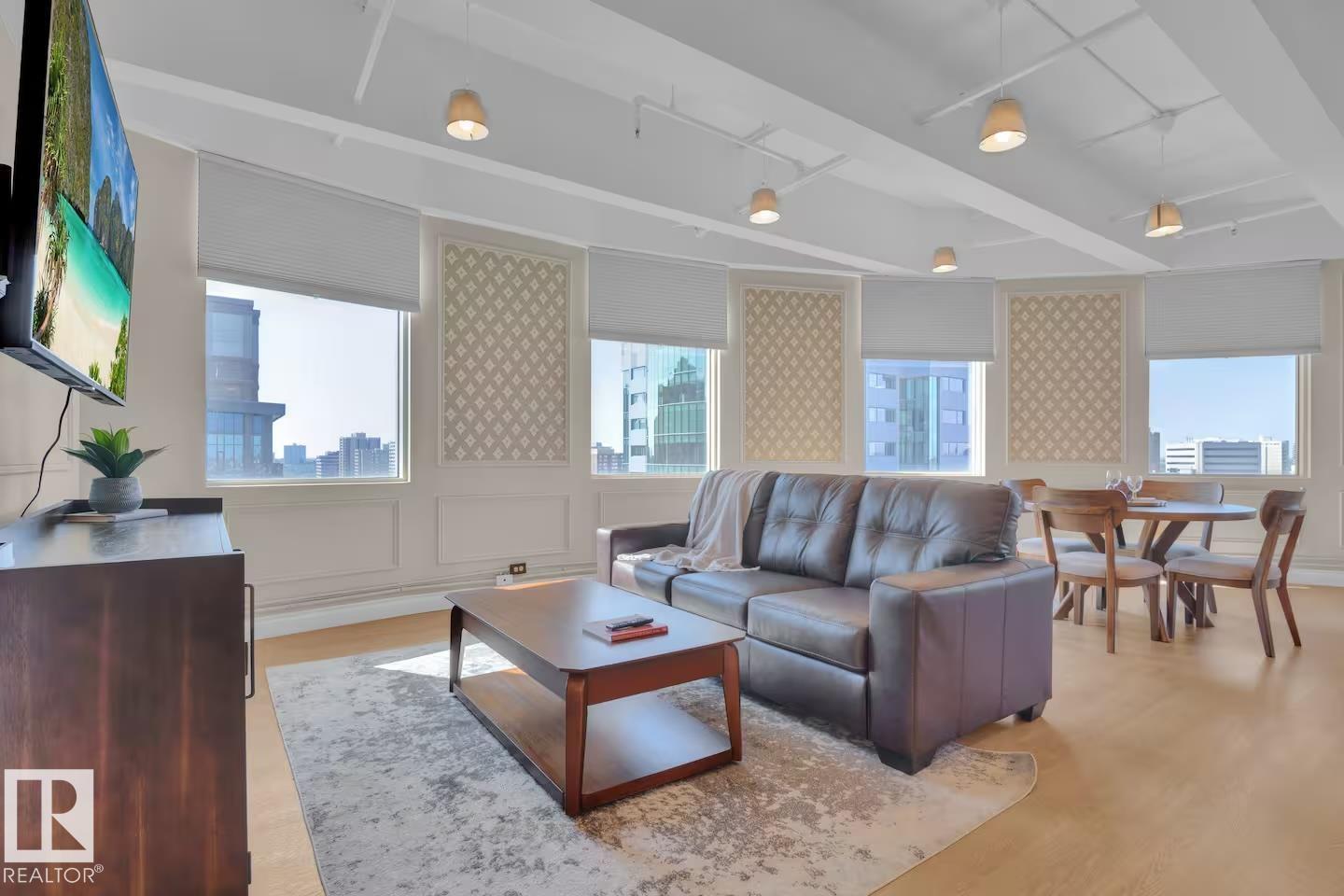 #904 10105 109 ST NW - 10