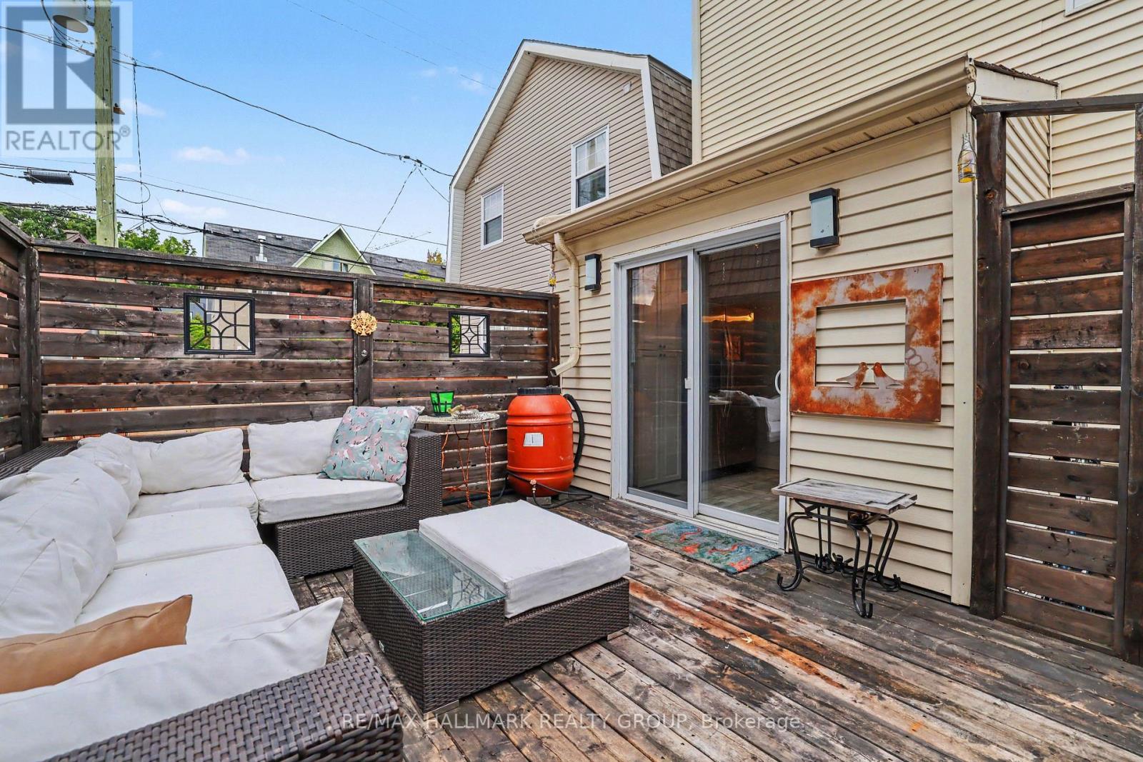 116 HAMILTON AVENUE N - Image 23