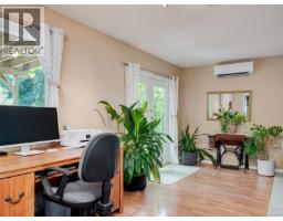 3960 Arlene Pl, Saanich, BC V8Z6H9 Photo 23