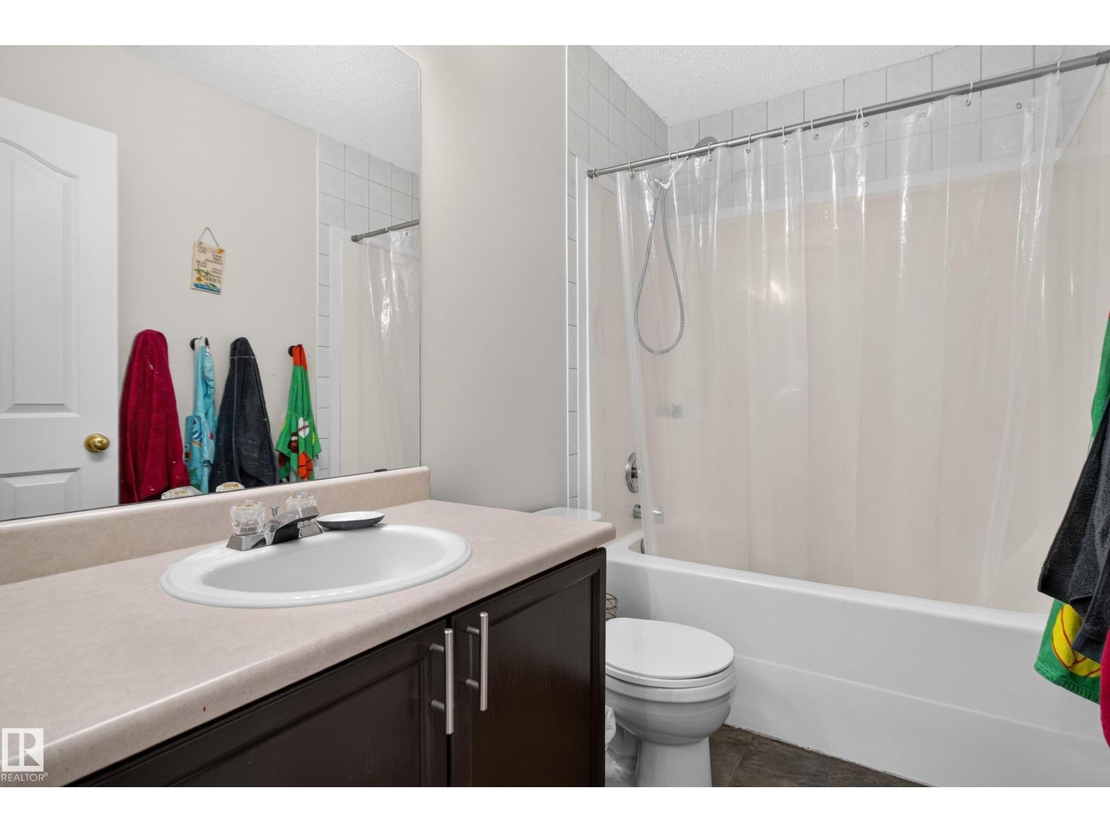 9826 180 AV NW - 16