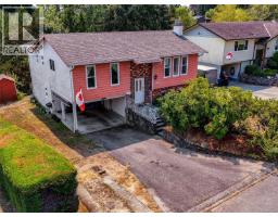 Ensuite - 3960 Arlene Pl, Saanich, BC V8Z6H9 Photo 6