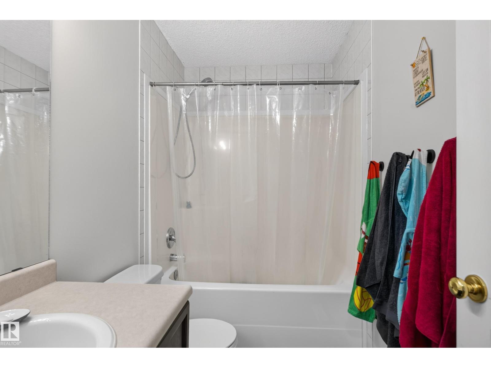 9826 180 AV NW - 17