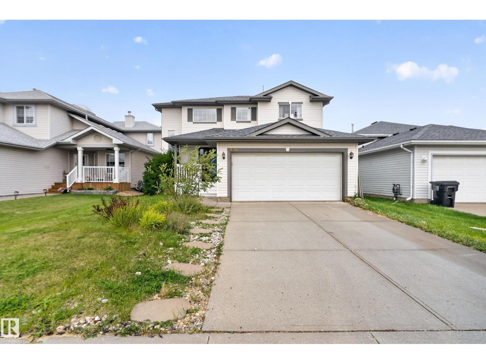 9826 180 AV NW - 32