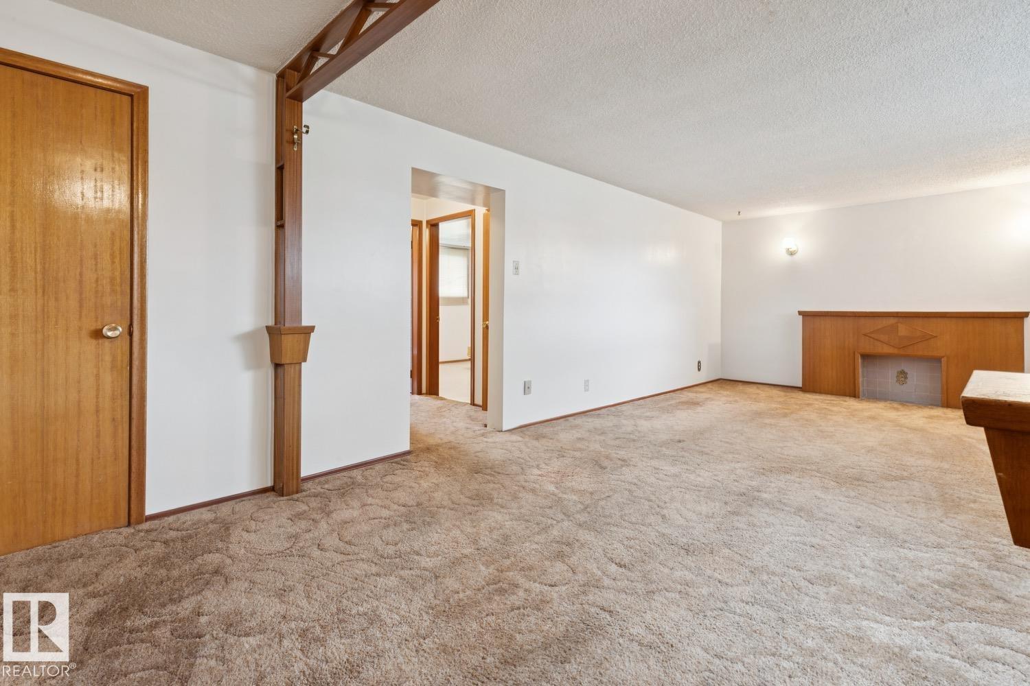 12721/12723 91 ST NW - 29