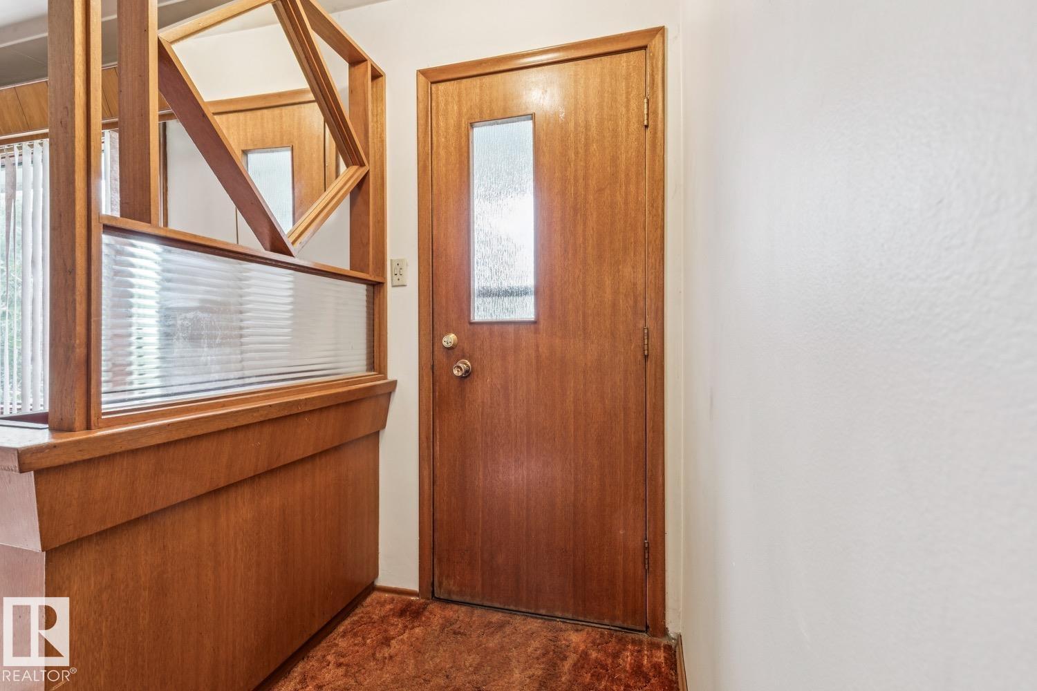 12721/12723 91 ST NW - 11