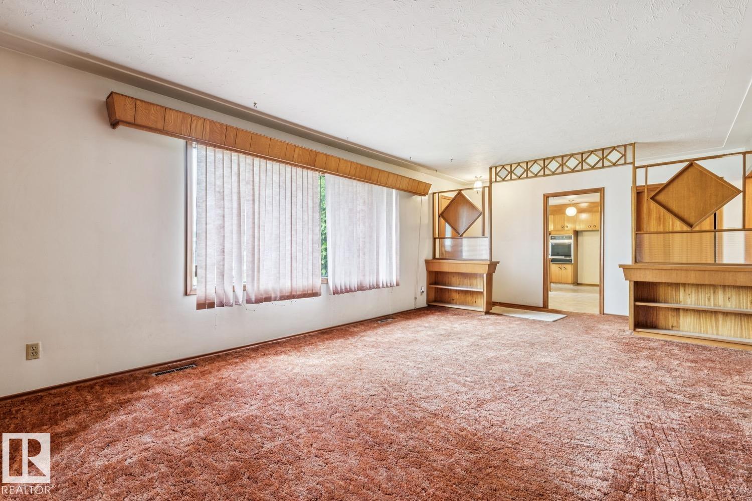 12721/12723 91 ST NW - 14