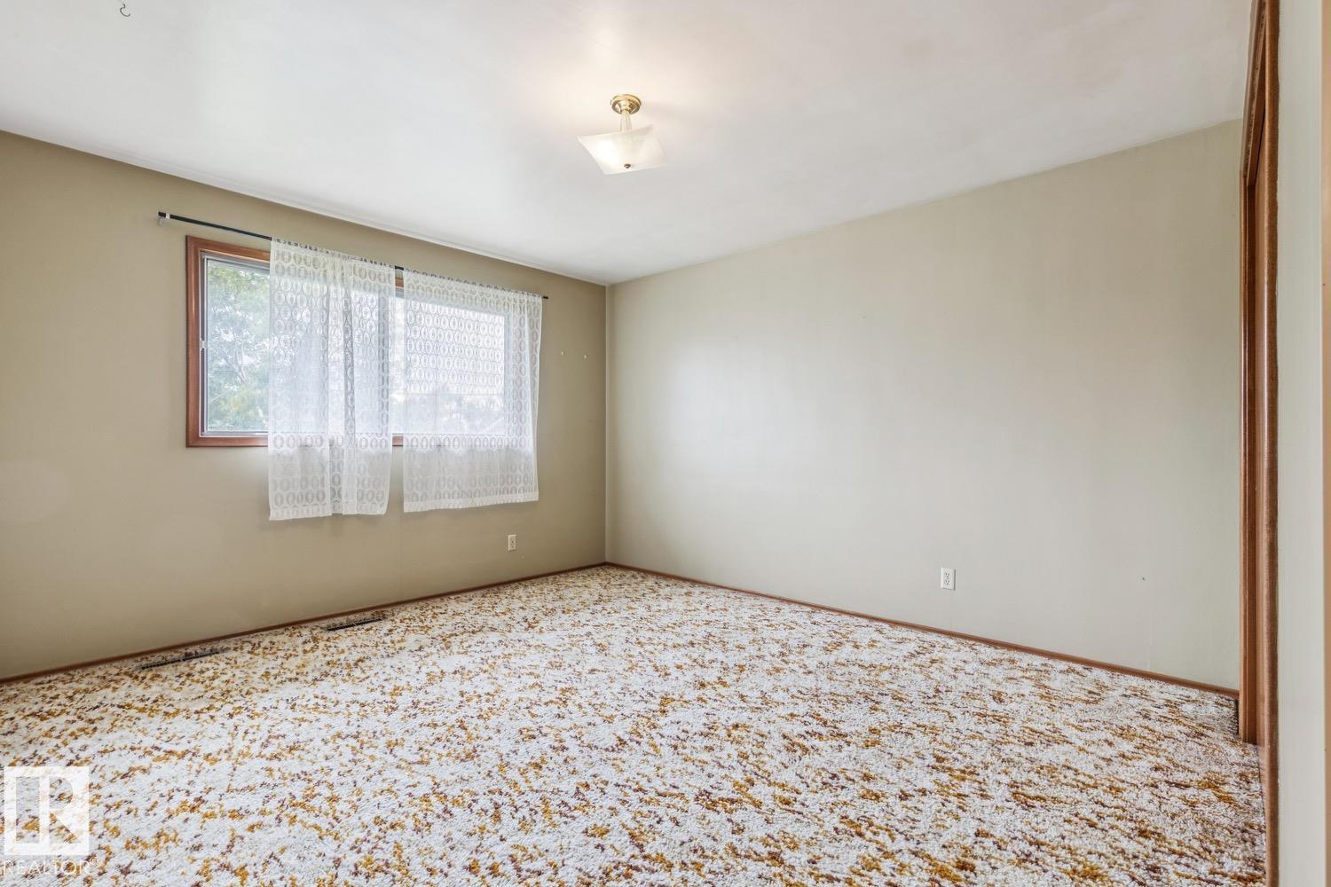 12721/12723 91 ST NW - 22