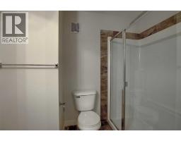 406 River Avenue, Cochrane, AB T4C3B8 Photo 40