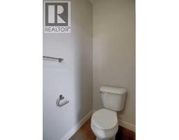 406 River Avenue, Cochrane, AB T4C3B8 Photo 33