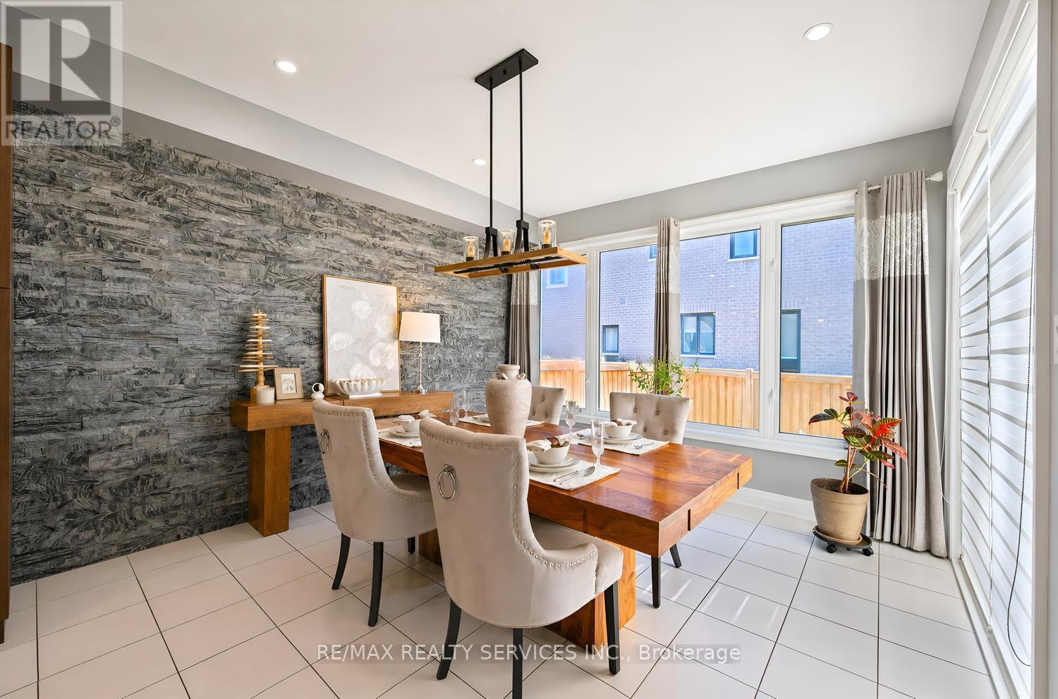 155 LIONHEAD GOLF CLUB ROAD - 18