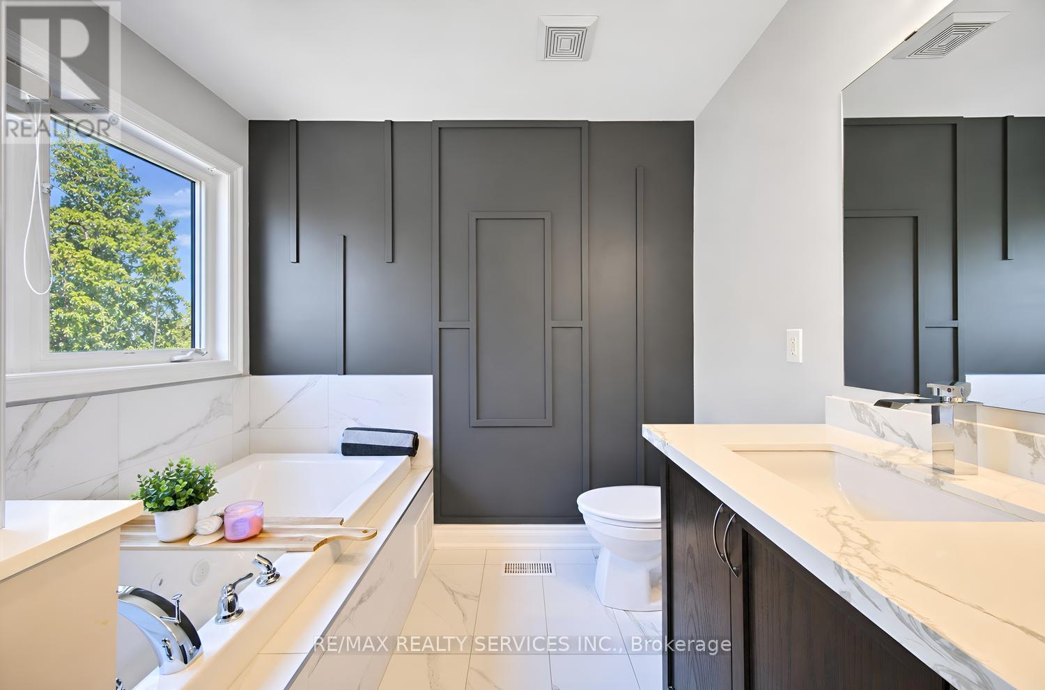 155 LIONHEAD GOLF CLUB ROAD - Image 31