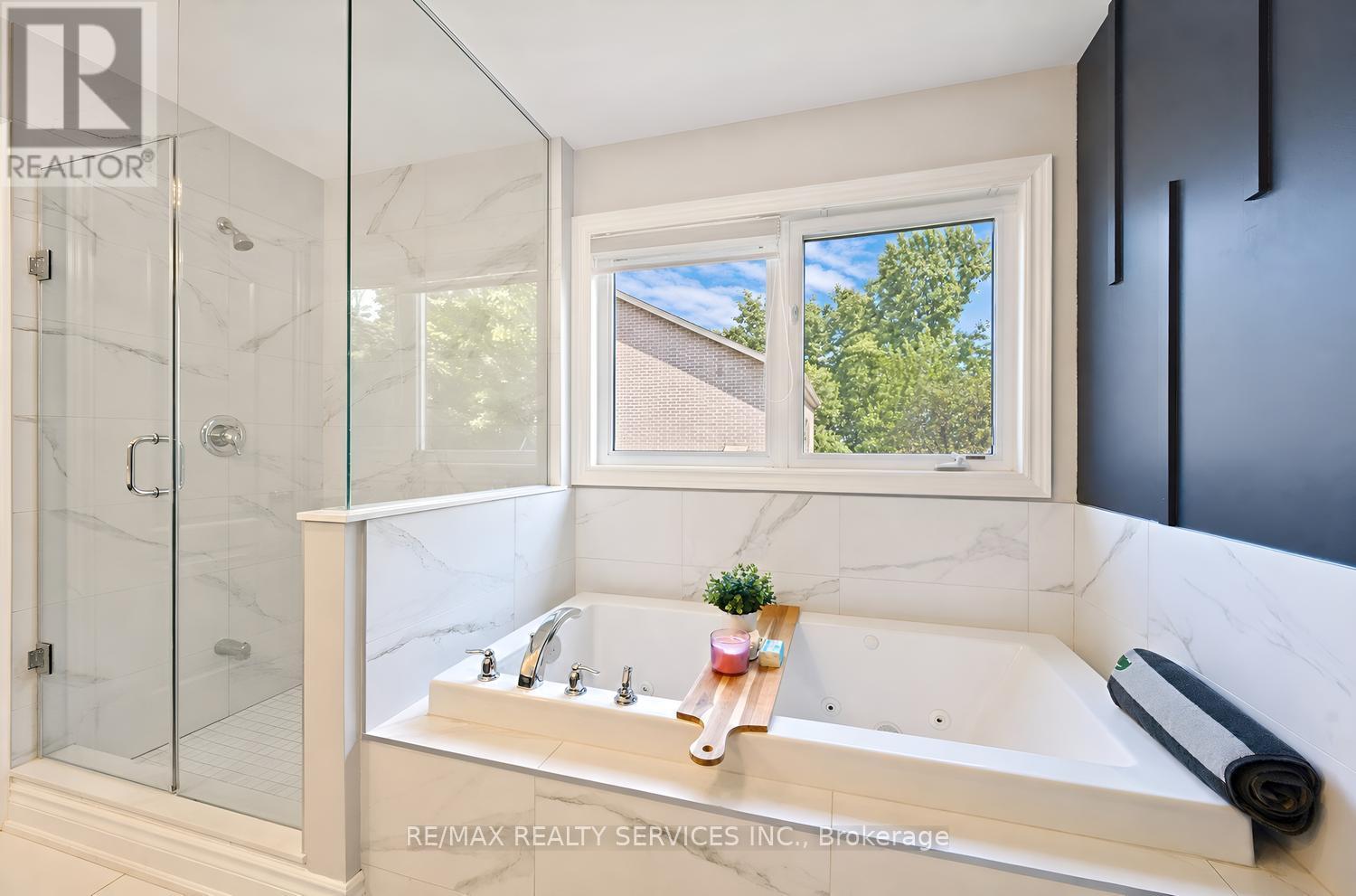 155 LIONHEAD GOLF CLUB ROAD - 32