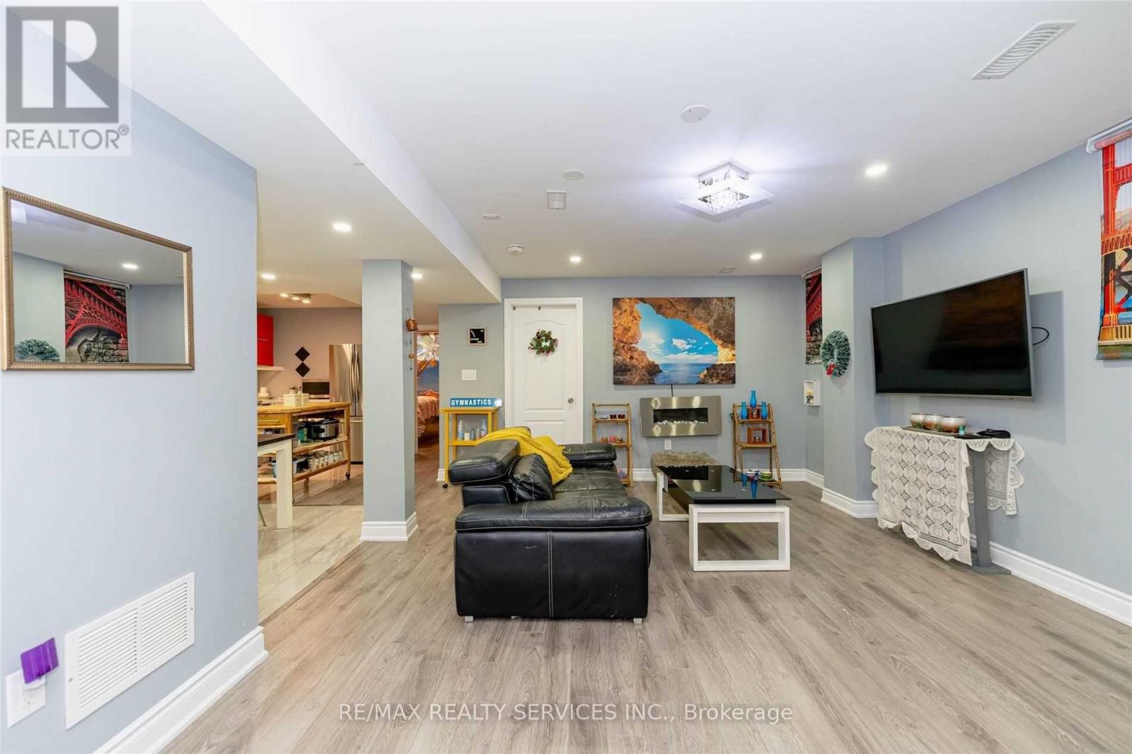 155 LIONHEAD GOLF CLUB ROAD - 46