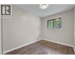 Living room - 1967 Harrison Way, Kamloops, BC V1S1M8 Photo 8