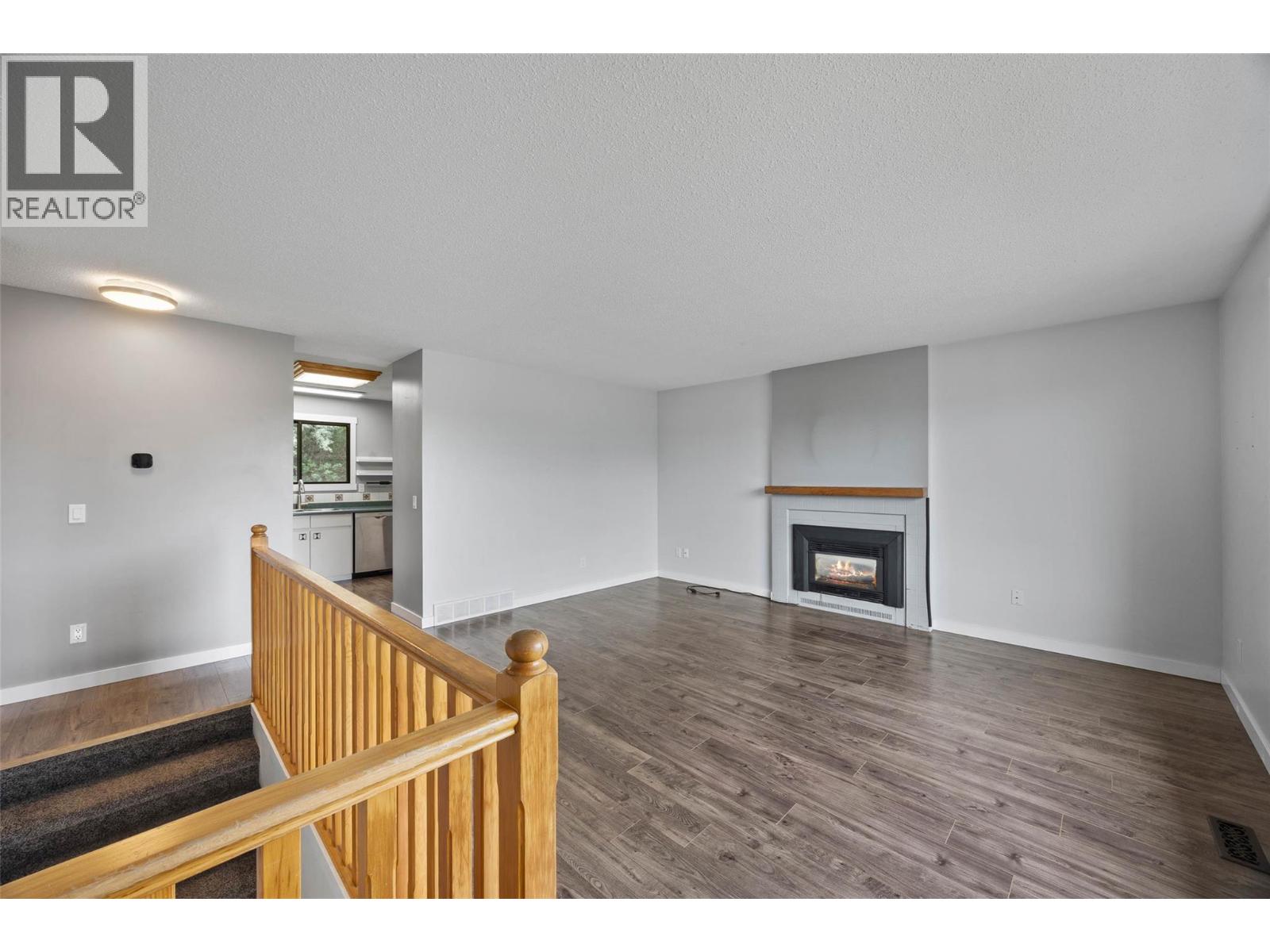 1967 Harrison Way - 13