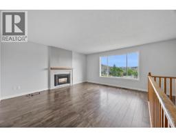 Kitchen - 1967 Harrison Way, Kamloops, BC V1S1M8 Photo 10