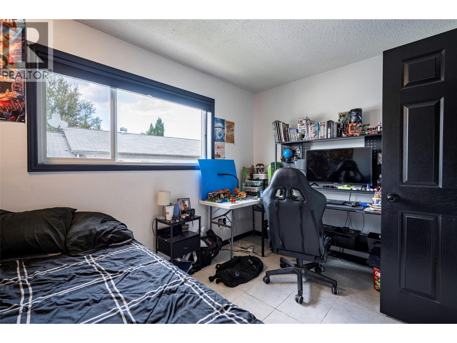 #A & B 4100 19 Street Lot# 4 - 37