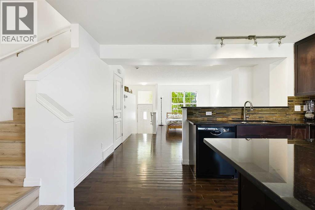 128 Cranford Court SE photo 14