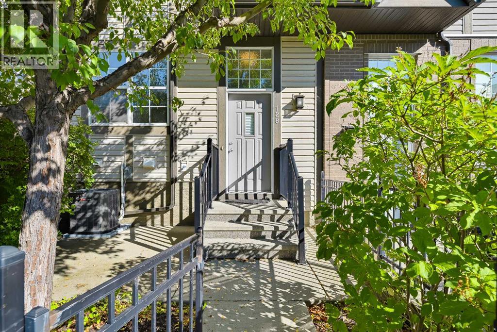 128 Cranford Court SE, Cranston, Calgary photo 4