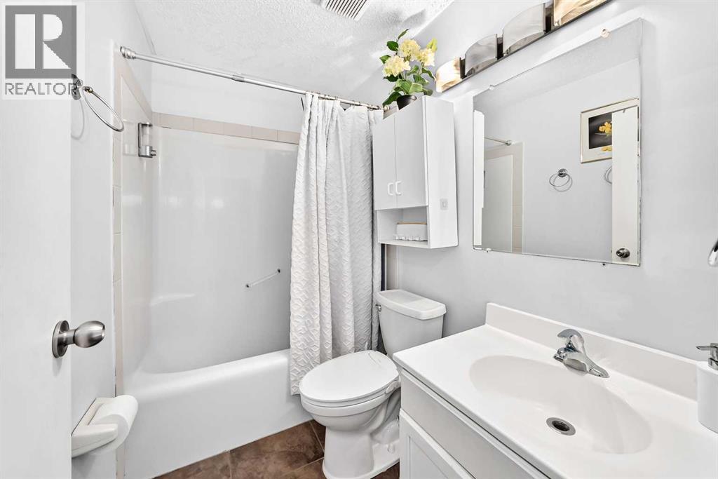 6340 Falton Road NE - 25