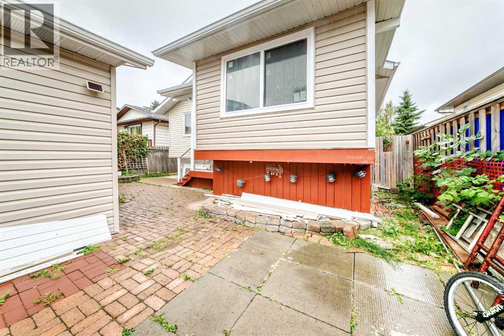 6340 Falton Road NE - 42
