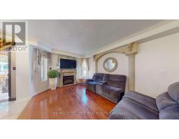 12 Prado Court, Toronto, ON M6B4L2 Photo 20