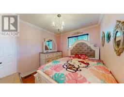 12 Prado Court, Toronto, ON M6B4L2 Photo 29