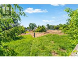 790 Clare Avenue, Welland, ON L3C3C1 Photo 12