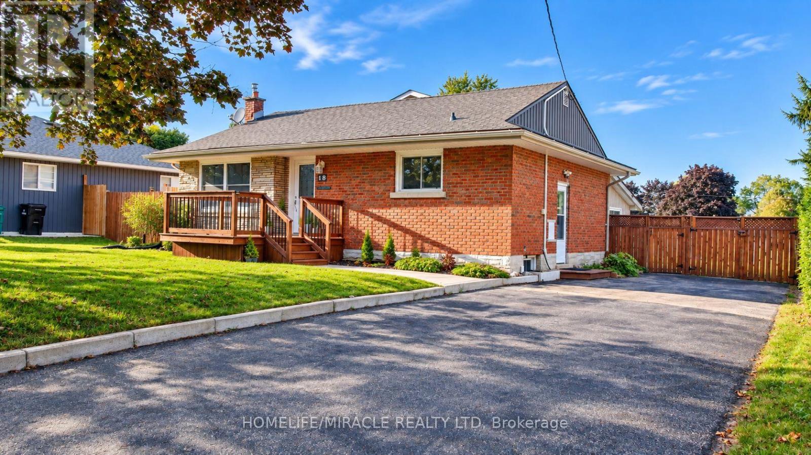 18 CLEARVIEW DRIVE — photo 2