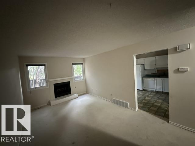 18020 96 AV NW, Edmonton — photo 5