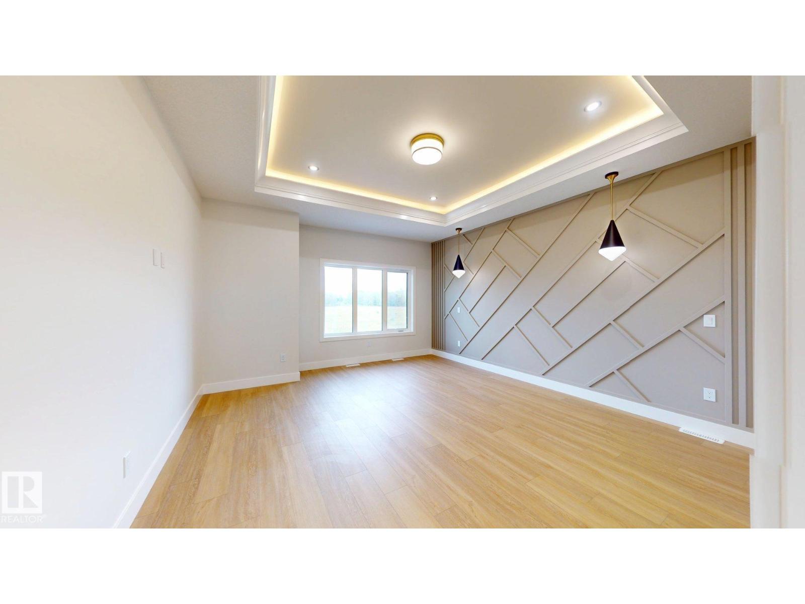 4608 17 AV SW - 20