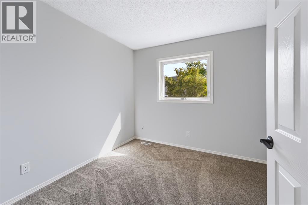 155 Regal Park NE - Image 18