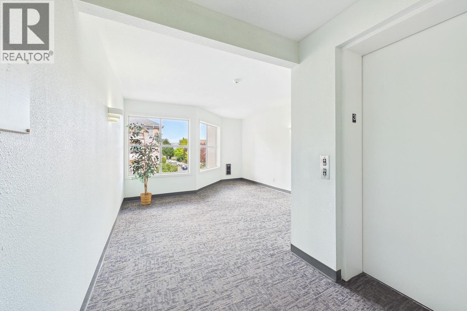 #302 987 KLO Road - Image 30