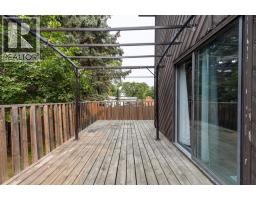 4 Greenwood Court Sw, Medicine Hat, AB T1A7X7 Photo 22