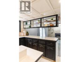 Furnace - 4 Greenwood Court Sw, Medicine Hat, AB T1A7X7 Photo 18