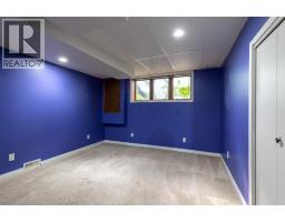 4 Greenwood Court Sw, Medicine Hat, AB T1A7X7 Photo 36