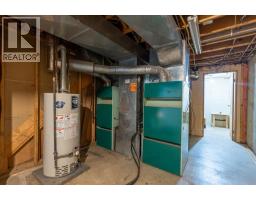 4 Greenwood Court Sw, Medicine Hat, AB T1A7X7 Photo 42